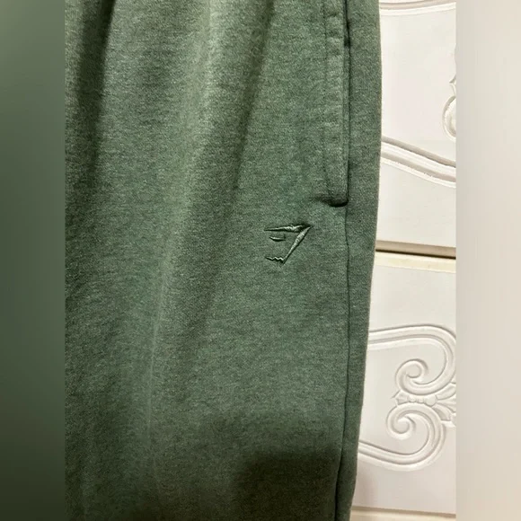 🎬Gymshark rest day sweats Joggers crocodile 🐊 green size Small GUC.. - Picture 6 of 10